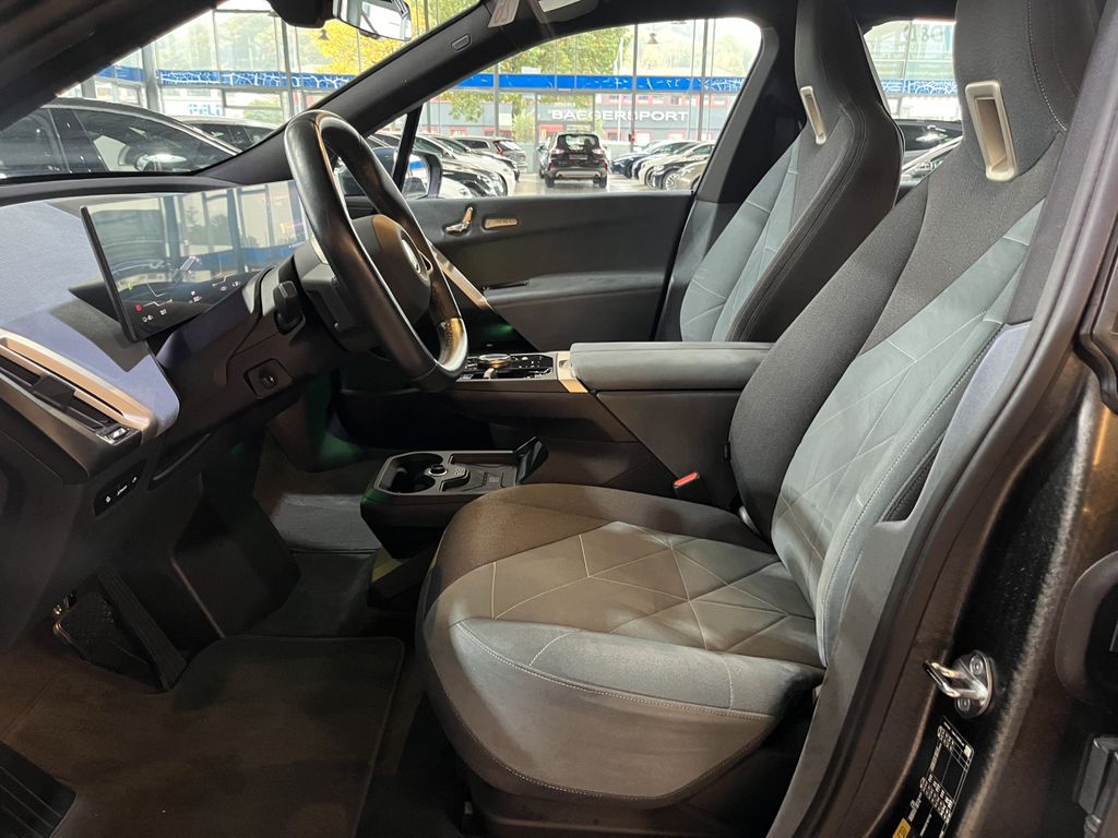 BMW iX 2023