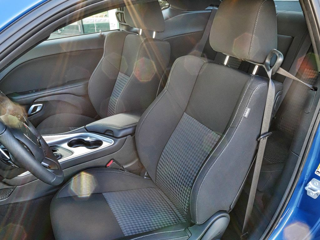 Dodge Challenger 2021