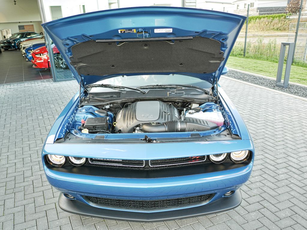 Dodge Challenger 2021