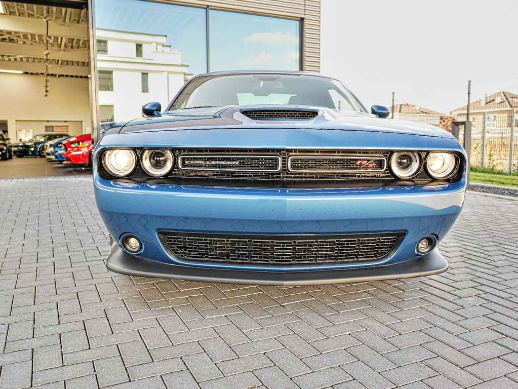 Dodge Challenger 2021