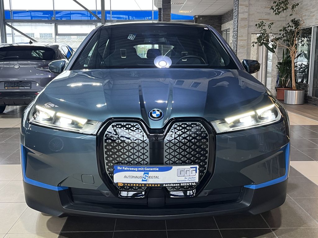BMW iX 2023