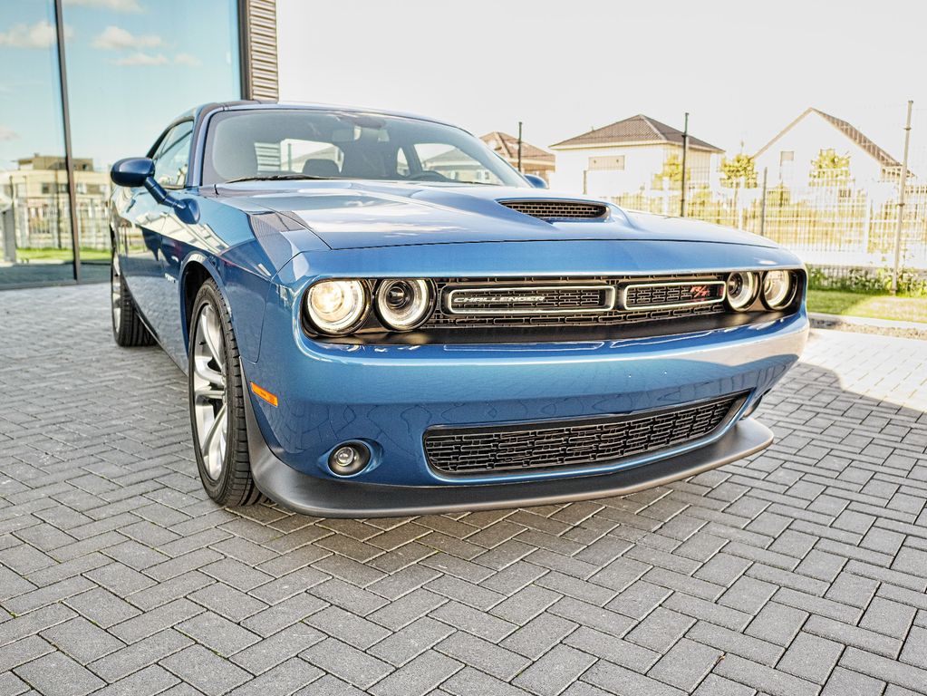 Dodge Challenger 2021