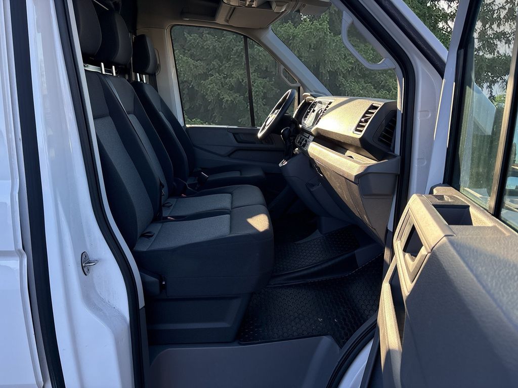 Volkswagen Crafter 2024