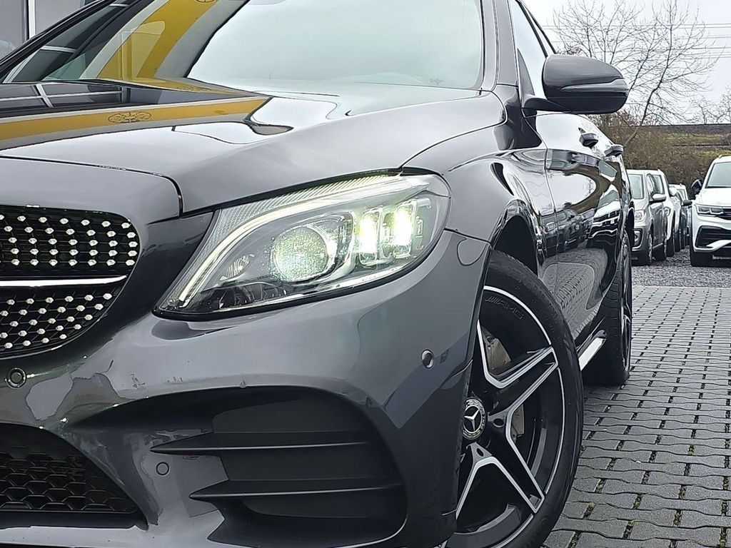 Mercedes-Benz C 300 2021