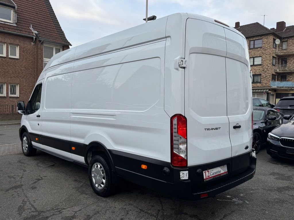 Ford Transit 2024