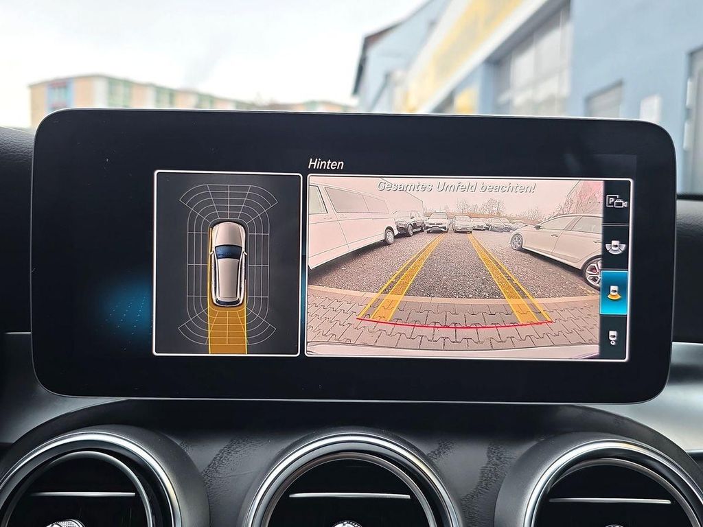 Mercedes-Benz C 300 2021