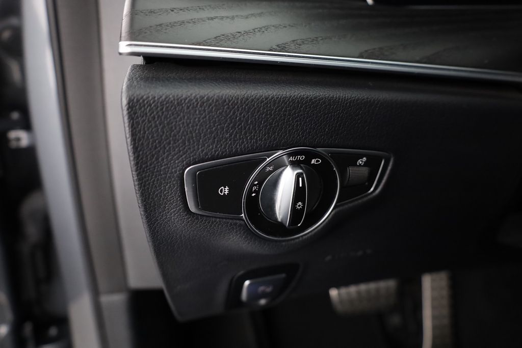 Mercedes-Benz E 300 2020