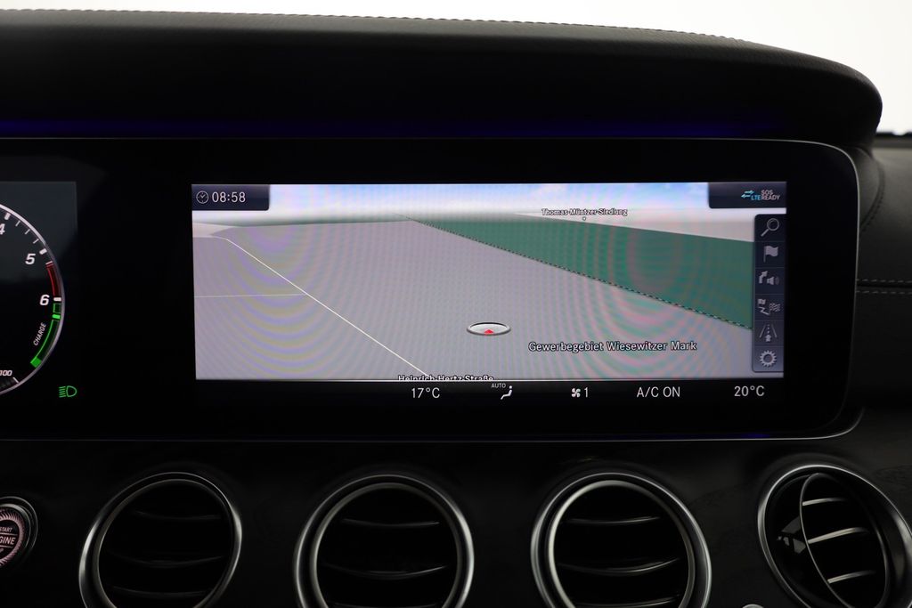 Mercedes-Benz E 300 2020