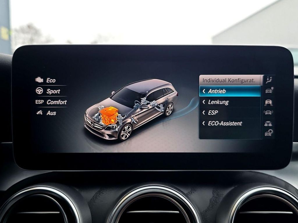 Mercedes-Benz C 300 2021