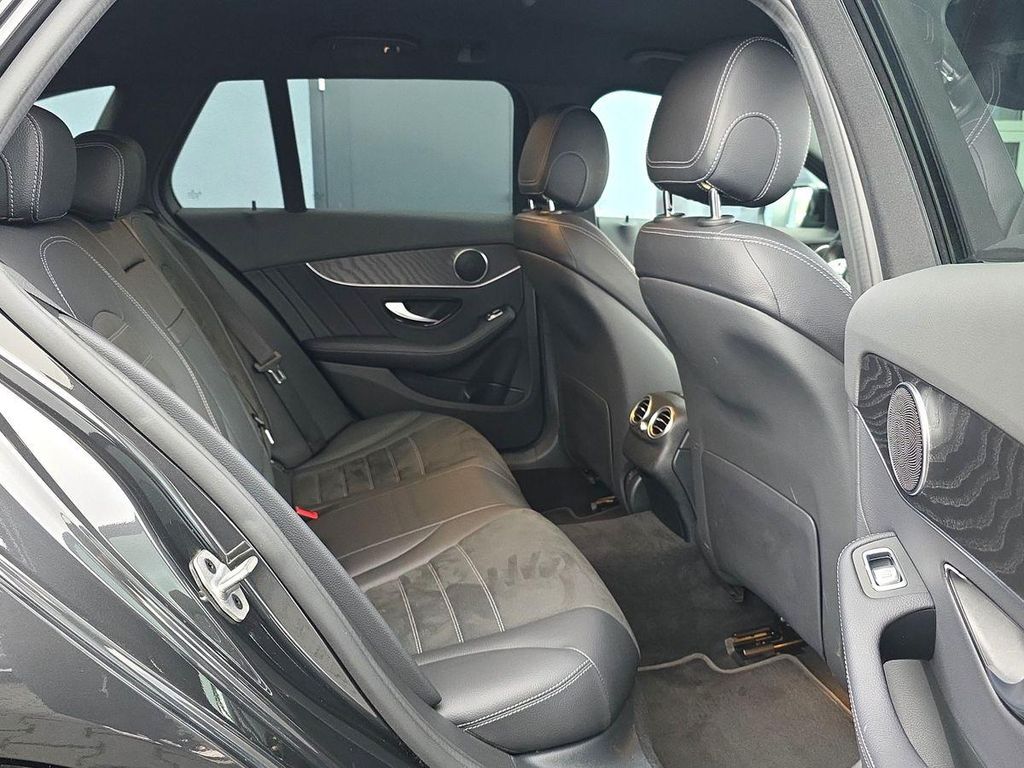 Mercedes-Benz C 300 2021