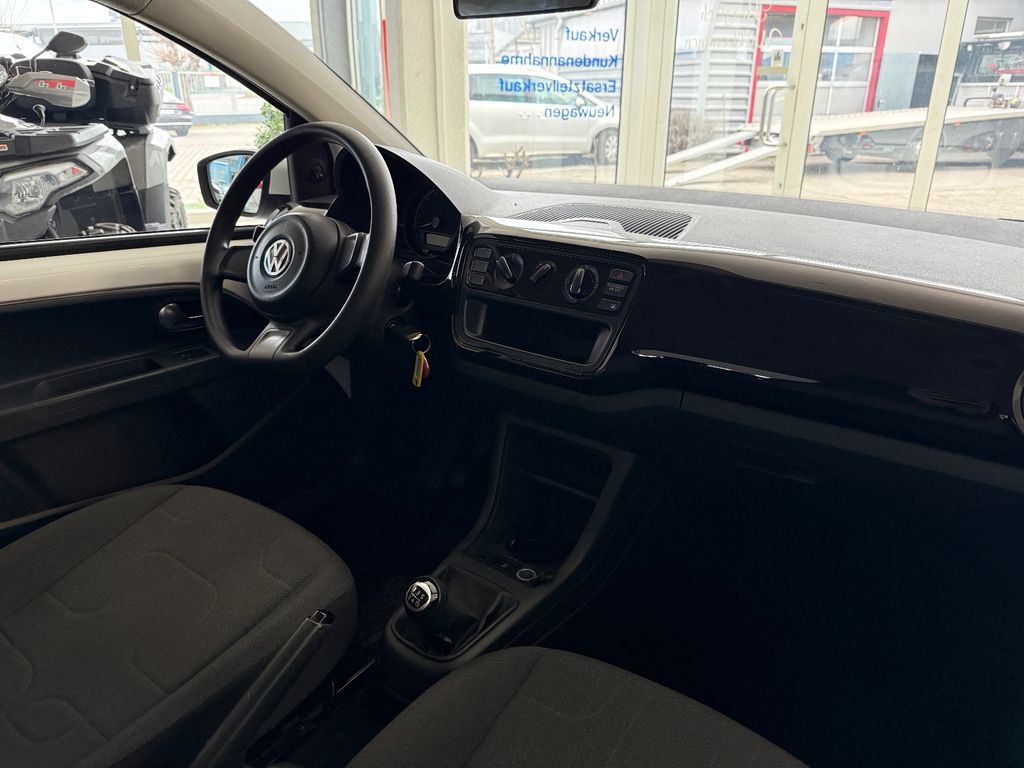 Volkswagen up! 2016