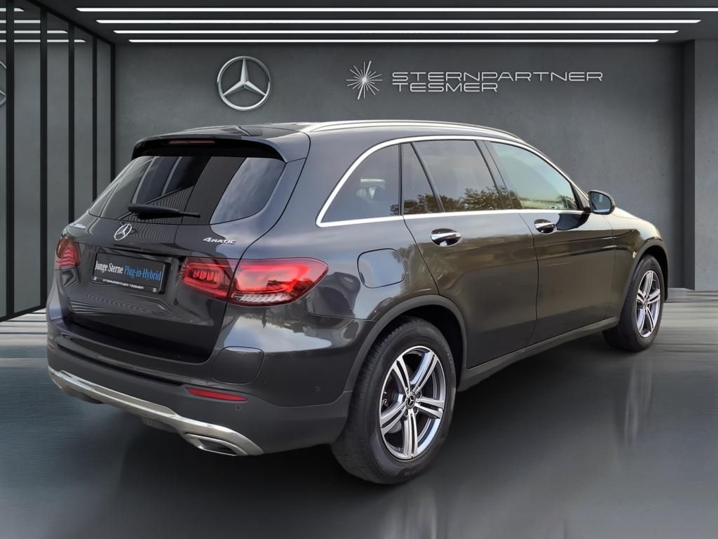 Mercedes-Benz GLC 300 2021