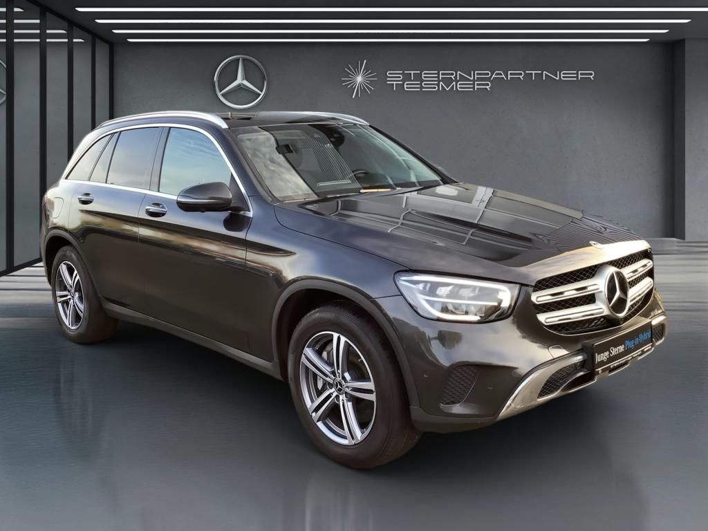 Mercedes-Benz GLC 300 2021