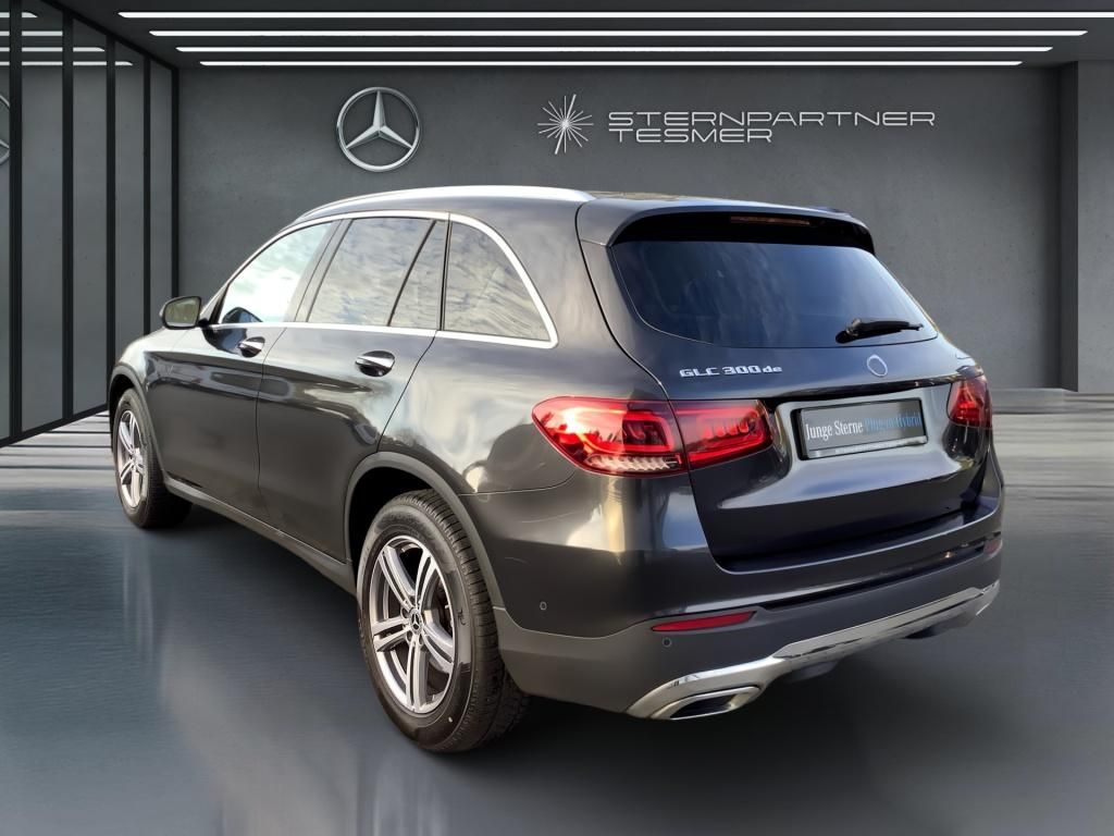 Mercedes-Benz GLC 300 2021