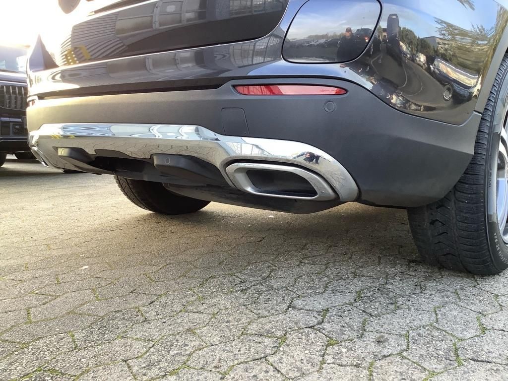 Mercedes-Benz GLC 300 2021