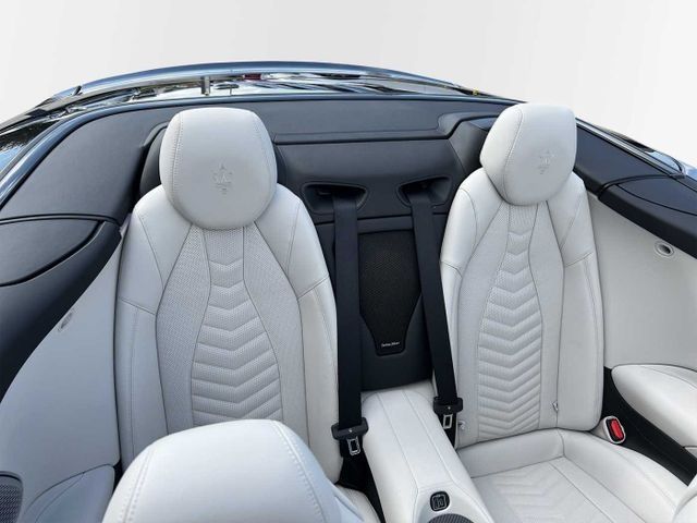 Maserati GranCabrio 2025