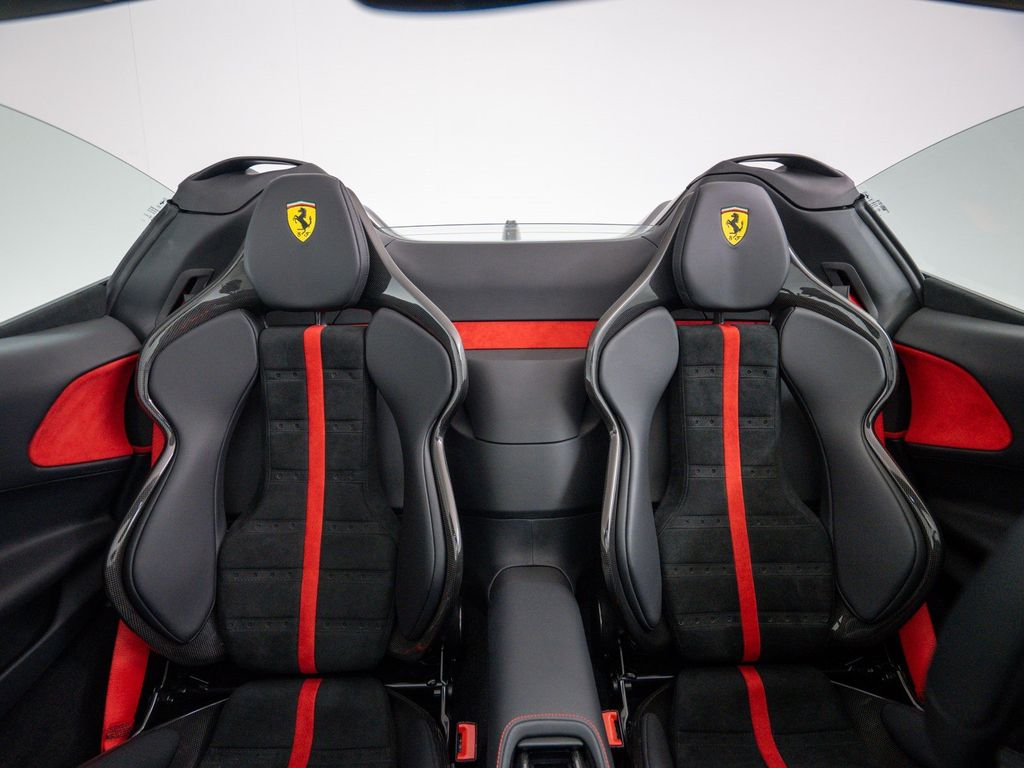 Ferrari SF90 2025