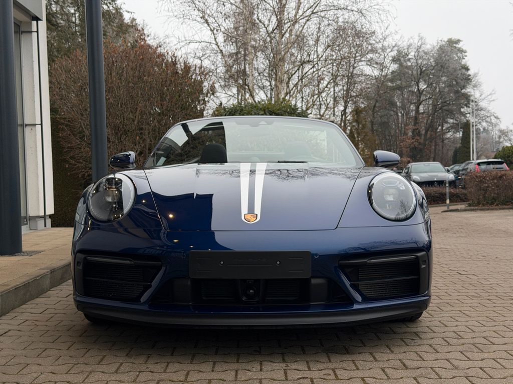 Porsche 992 2024