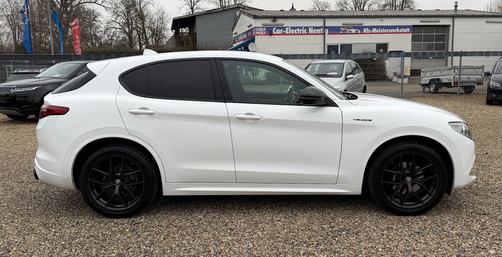 Alfa Romeo Stelvio 2021