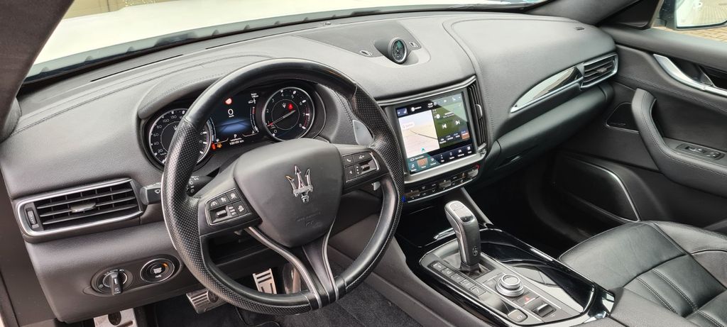 Maserati Levante 2021
