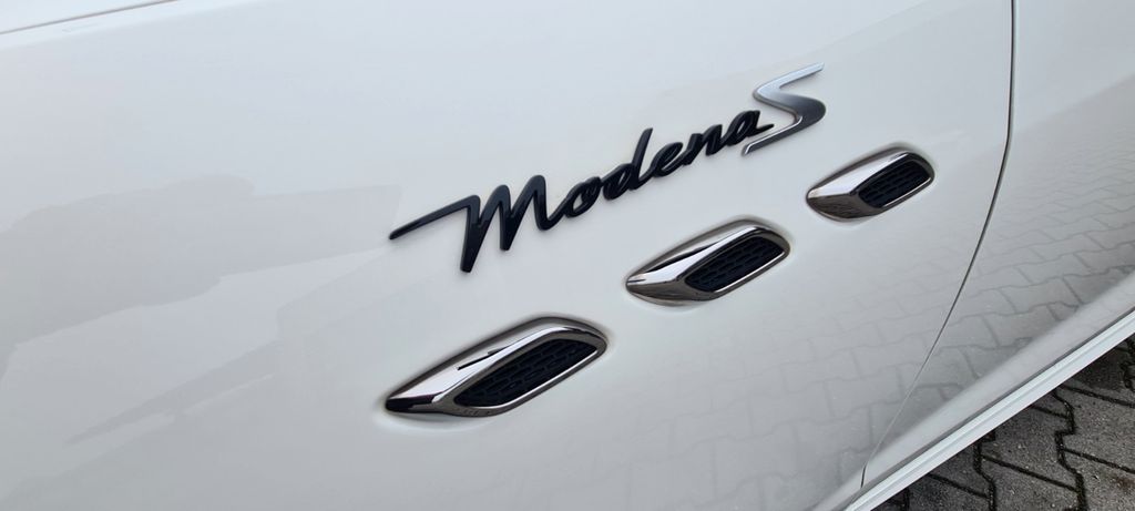 Maserati Levante 2021