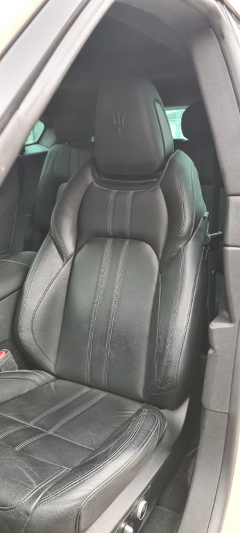 Maserati Levante 2021