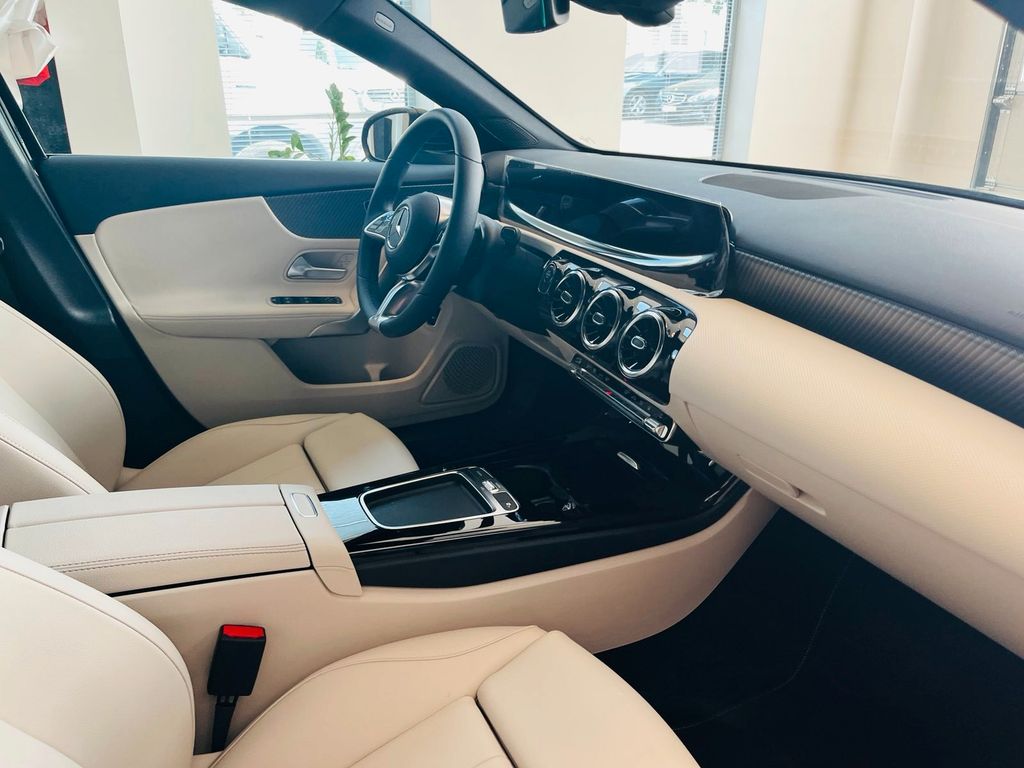 Mercedes-Benz A 250 2023