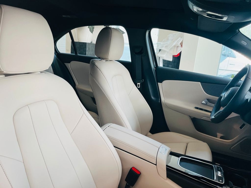 Mercedes-Benz A 250 2023