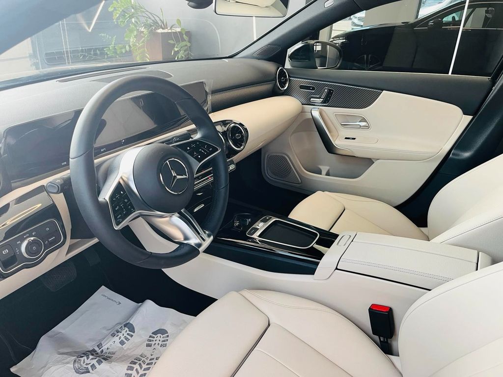 Mercedes-Benz A 250 2023