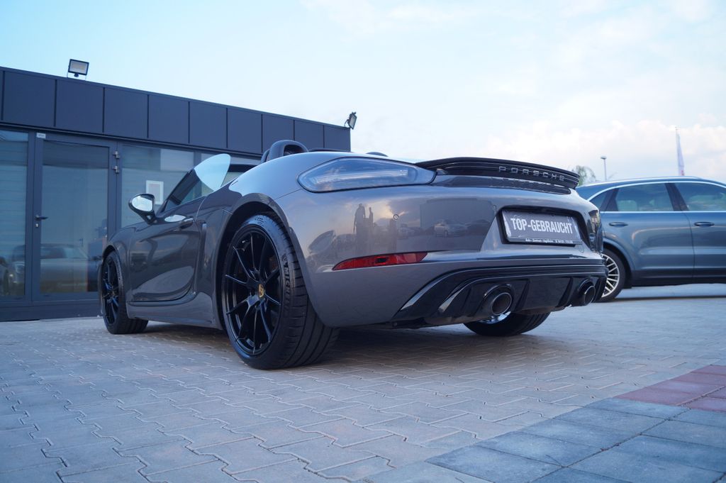 Porsche Boxster 2021