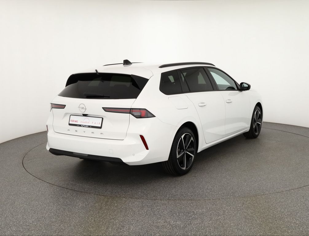 Opel Astra 2025