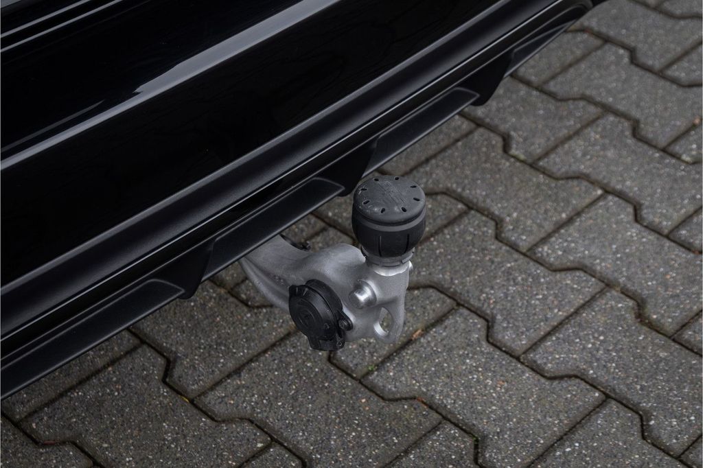 Mercedes-Benz E 220 2025