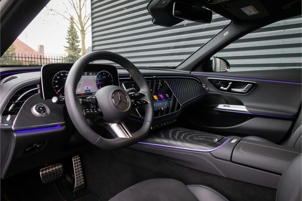 Mercedes-Benz E 220 2025