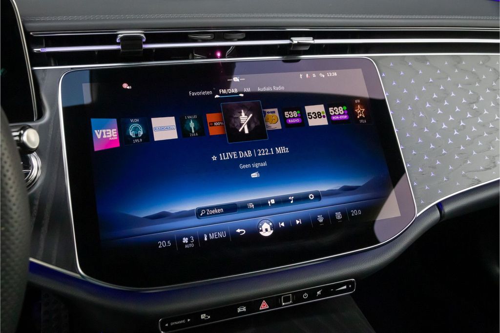 Mercedes-Benz E 220 2025