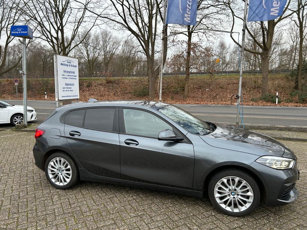 BMW 118 2021