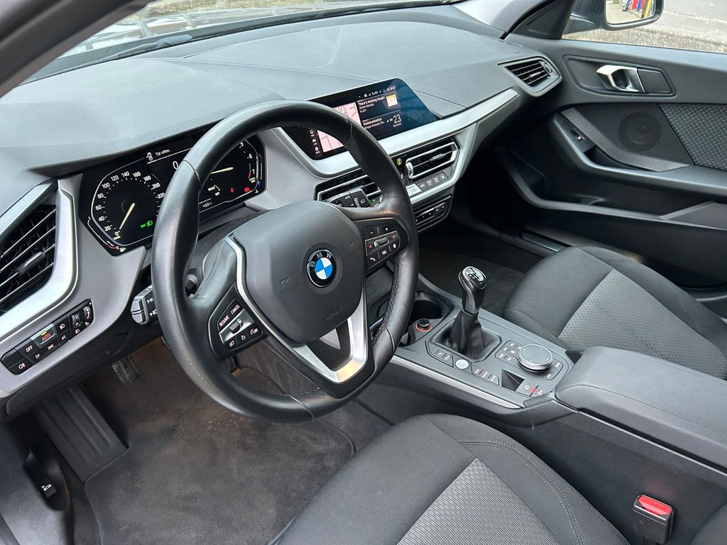 BMW 118 2021