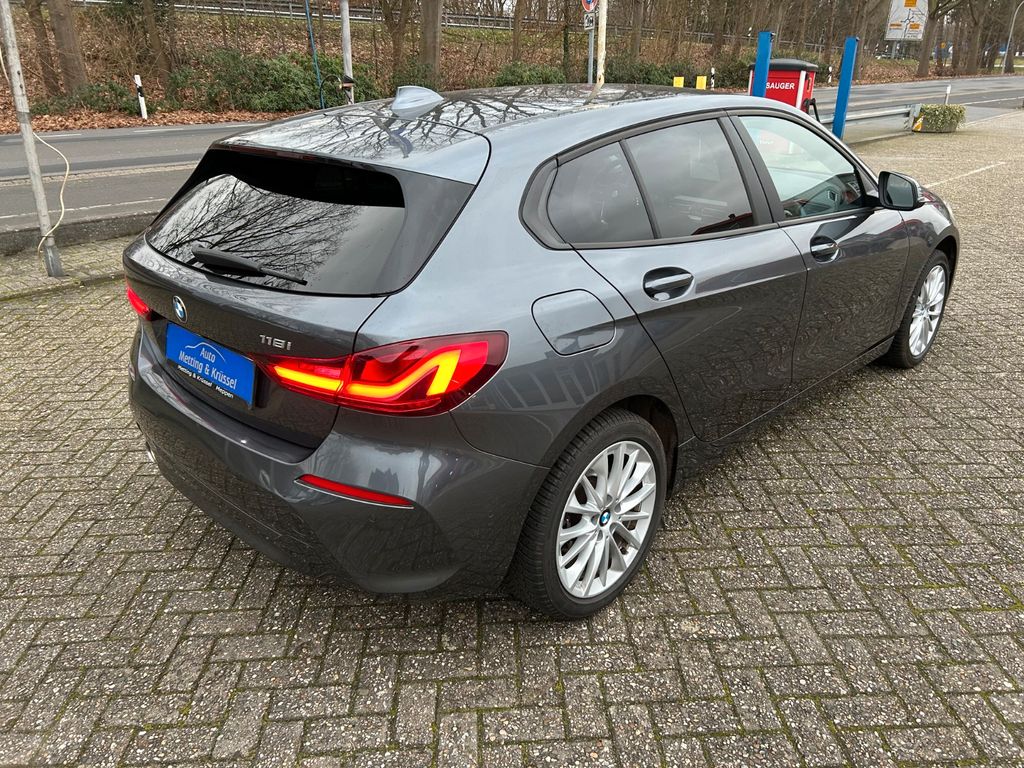 BMW 118 2021