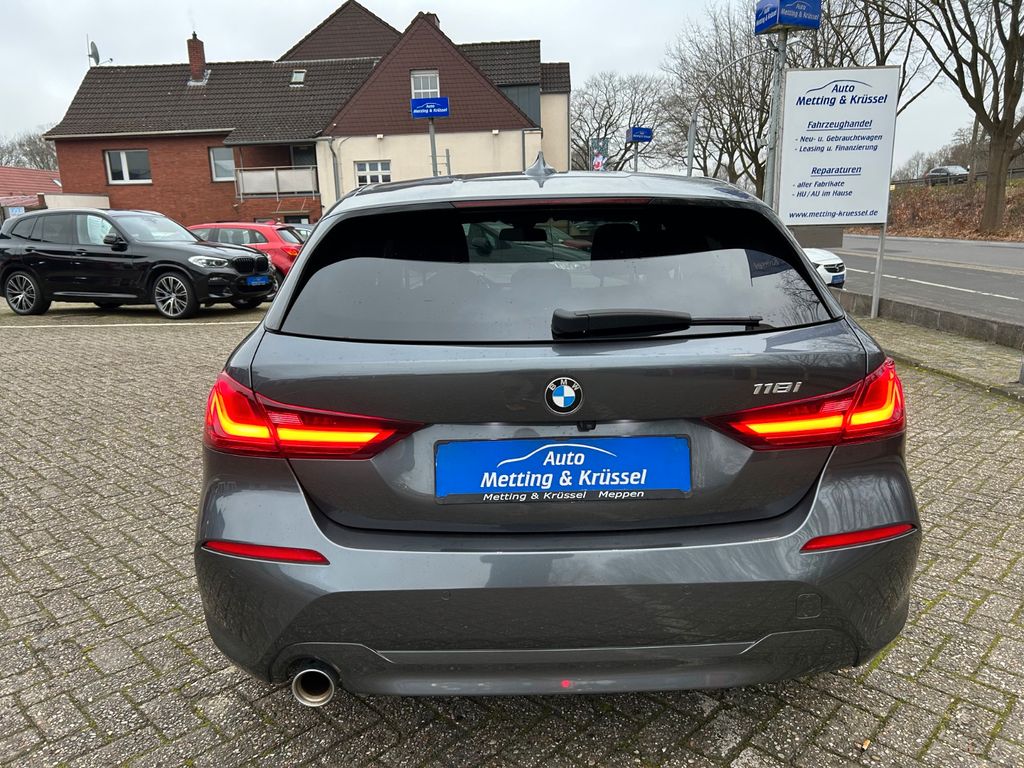 BMW 118 2021