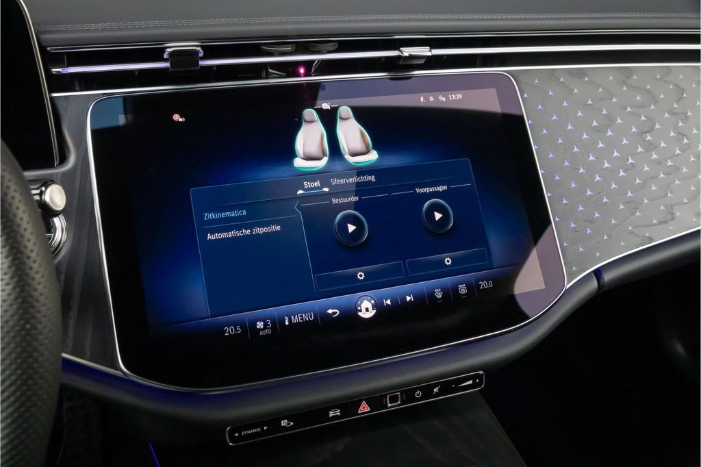 Mercedes-Benz E 220 2025