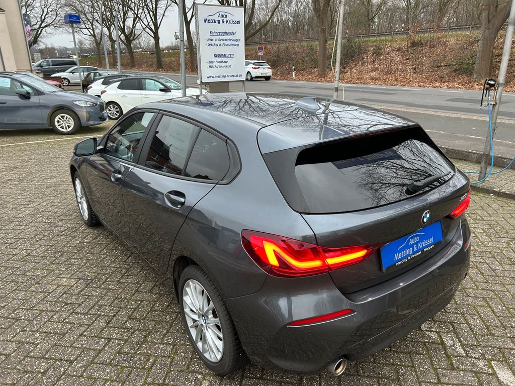 BMW 118 2021