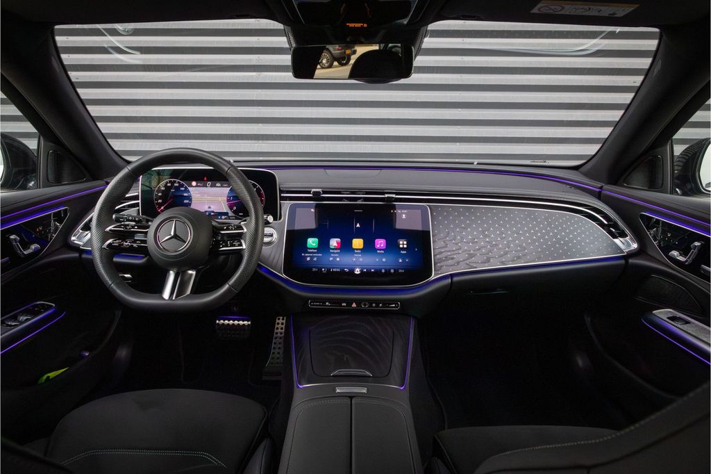 Mercedes-Benz E 220 2025