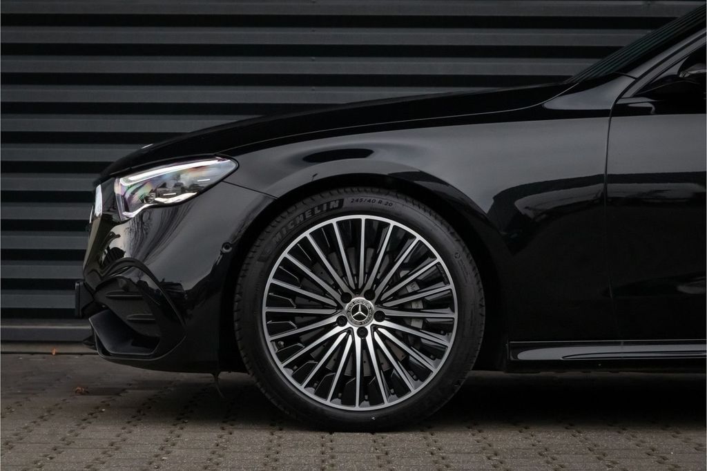 Mercedes-Benz E 220 2025