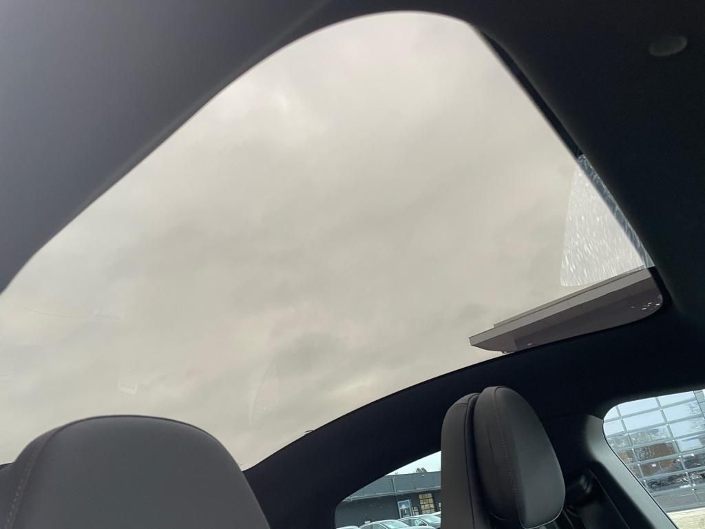 Mercedes-Benz CLA 250 2025