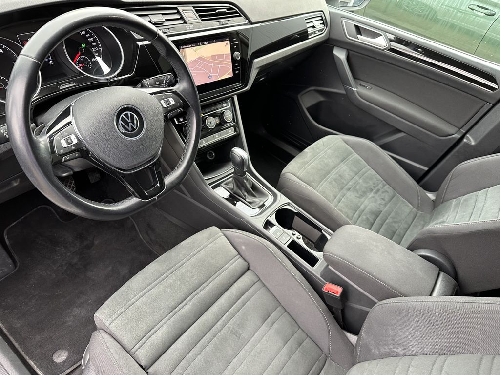 Volkswagen Touran 2021