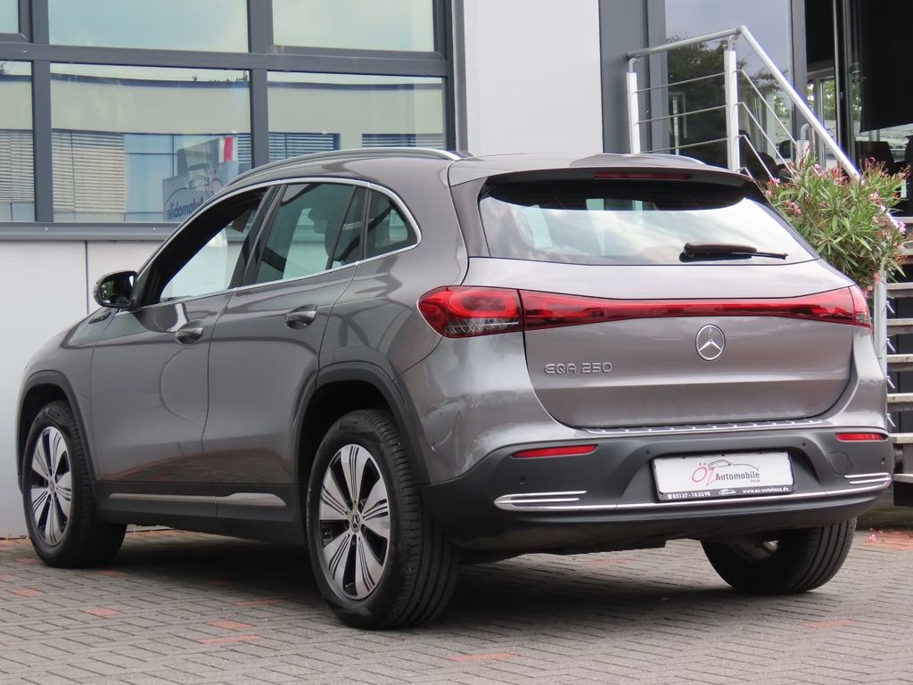 Mercedes-Benz EQA 2022