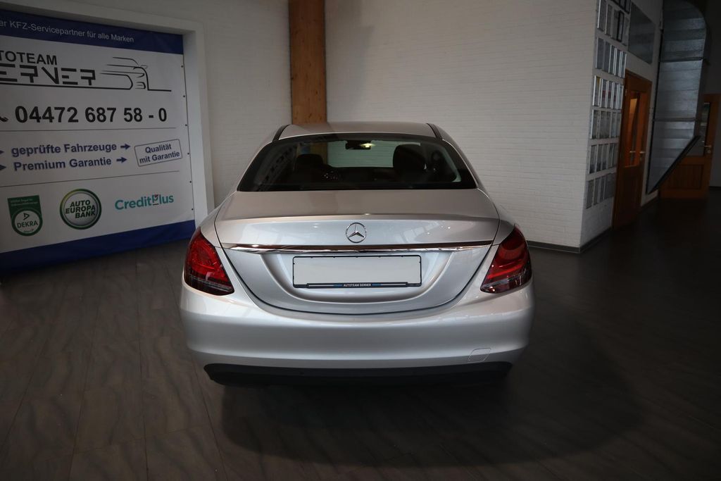 Mercedes-Benz C 200 2021