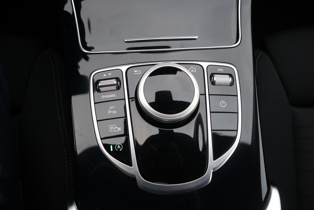 Mercedes-Benz C 200 2021