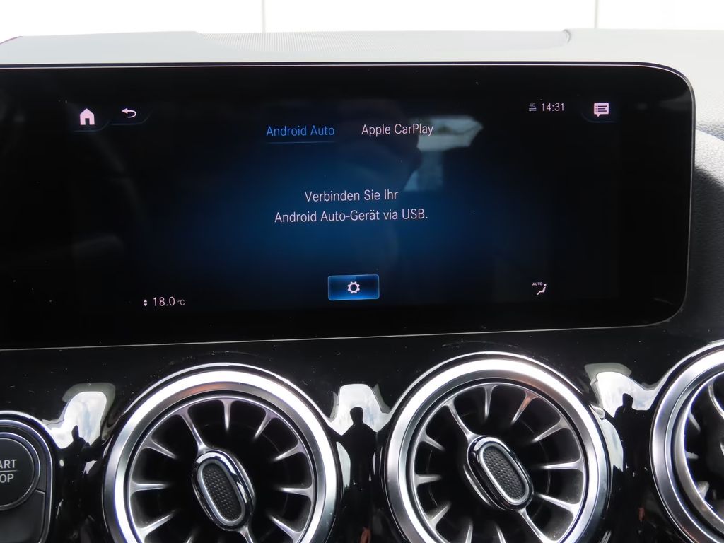 Mercedes-Benz EQA 2022