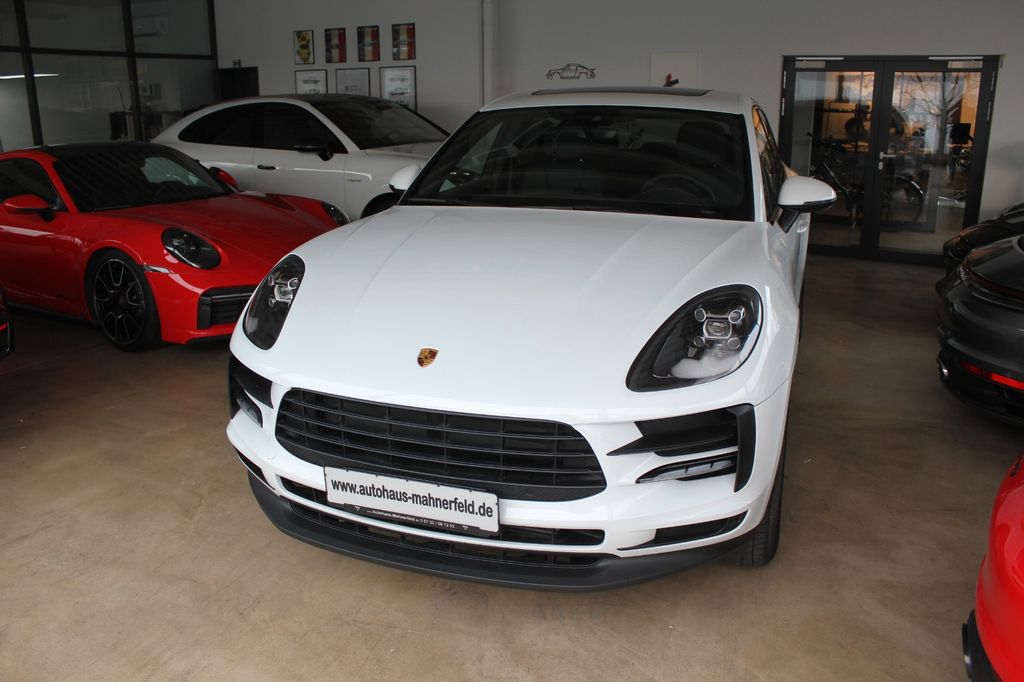 Porsche Macan 2025