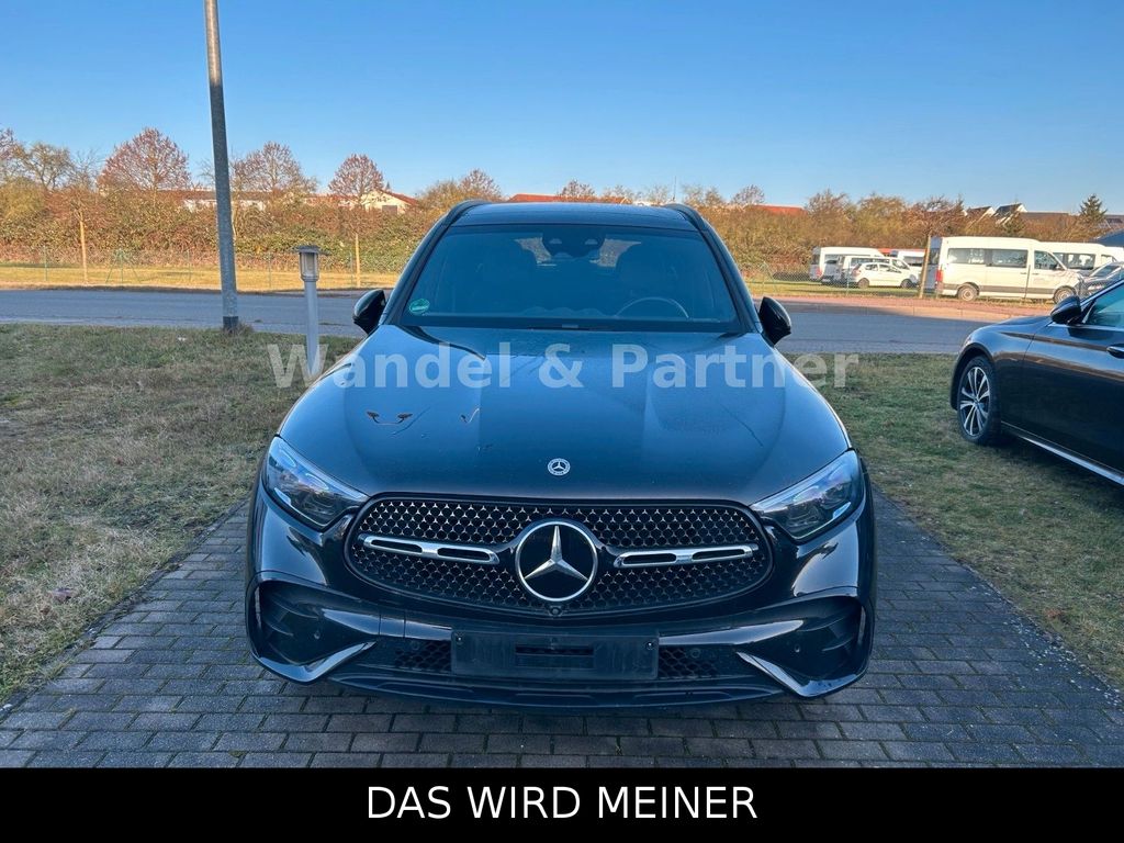 Mercedes-Benz GLC 300 2023